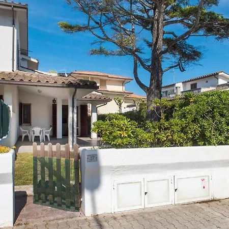 Quadrilocale Vicino Al Mare Con Giardino - M051 Appartamento *